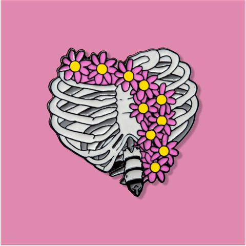 Rudeza y Ternura | Huesos y Flores
